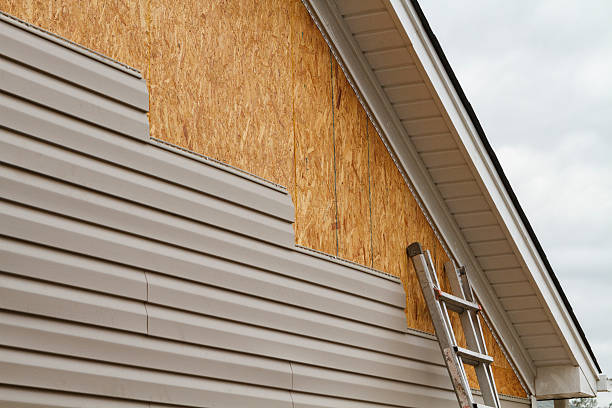 24/7 Emergency Vinyl Siding experts in Rayland, OH
